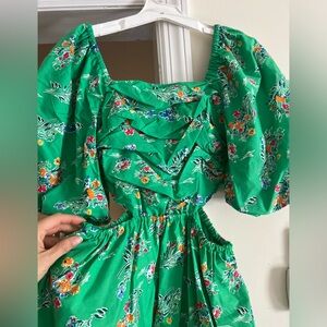 Vibrant puff sleeve green dress Target A New Day Small